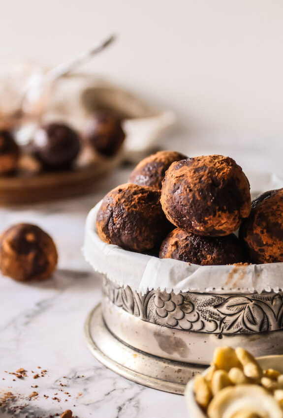 Dark Chocolate Orange Truffles (Naturally Sweetened)