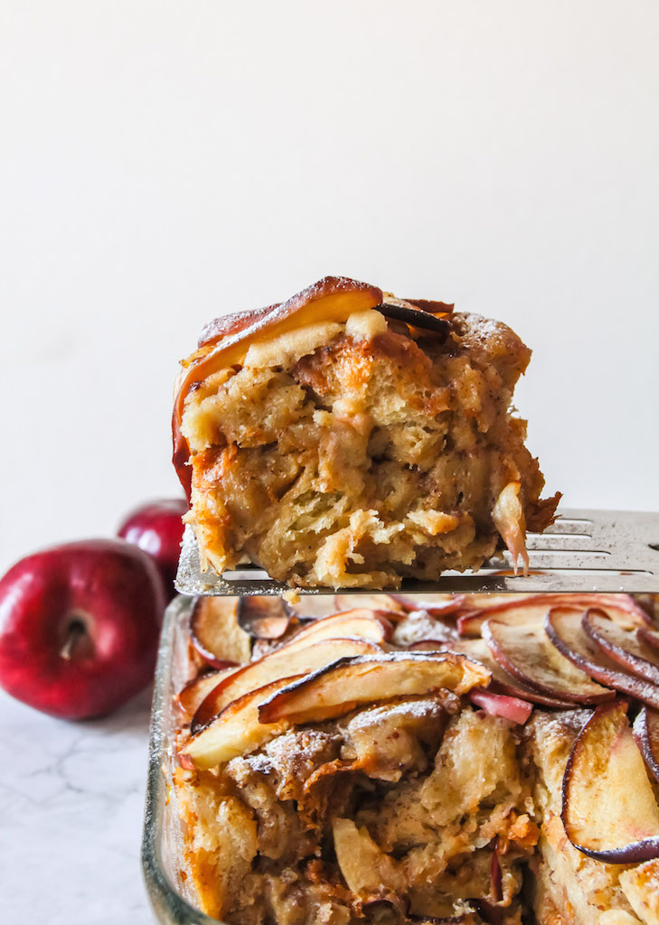 Christmas Morning Apple French Toast Bake