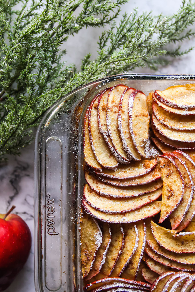 Christmas Morning Apple French Toast Bake