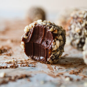 Hazelnut Chocolate Silk Truffles (Vegan)